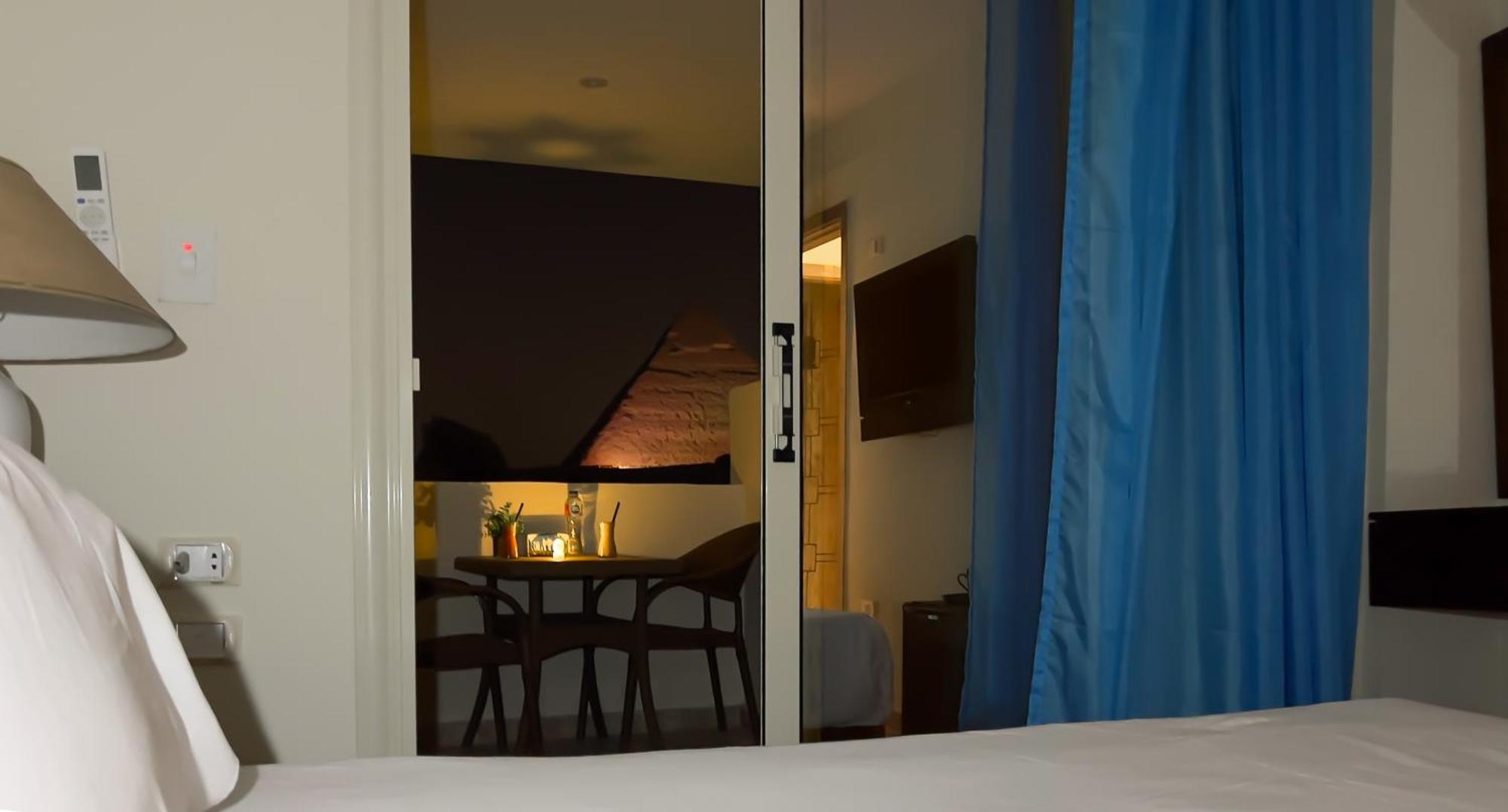 Pyramids Vista Inn Kafret el-Gabal Extérieur photo