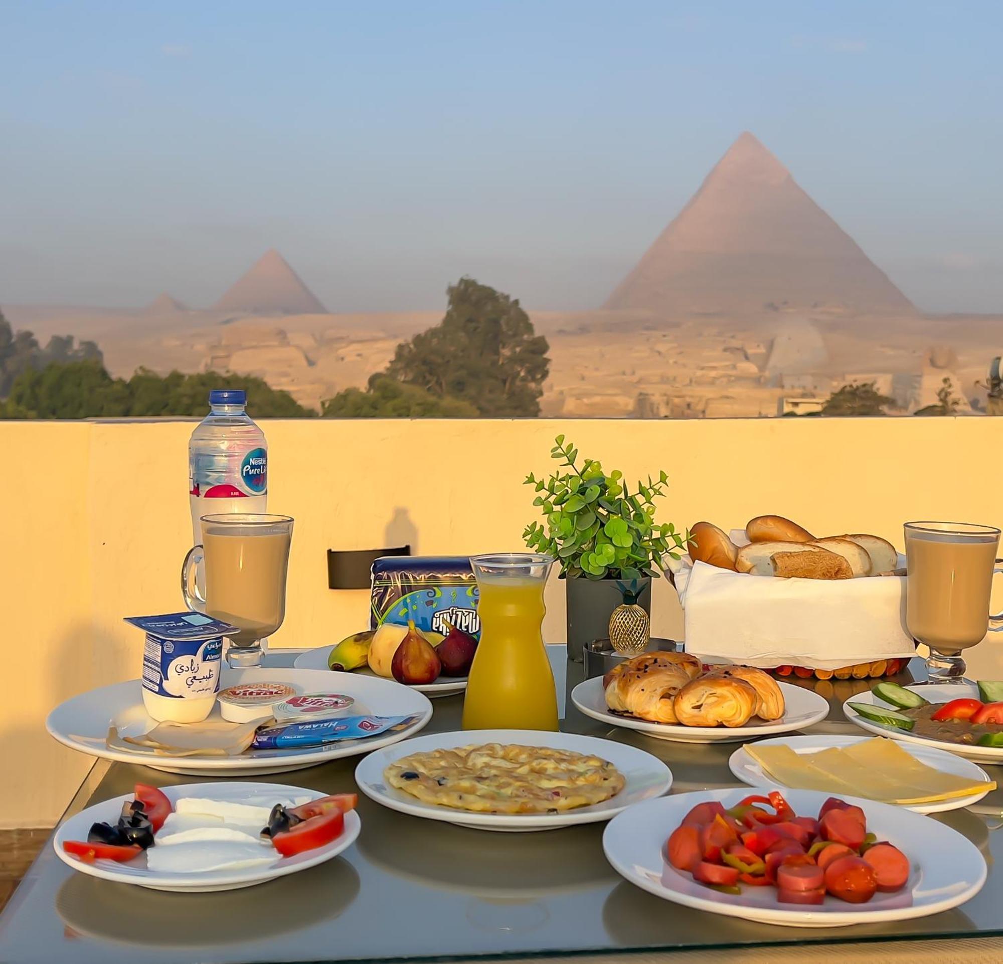 Pyramids Vista Inn Kafret el-Gabal Extérieur photo