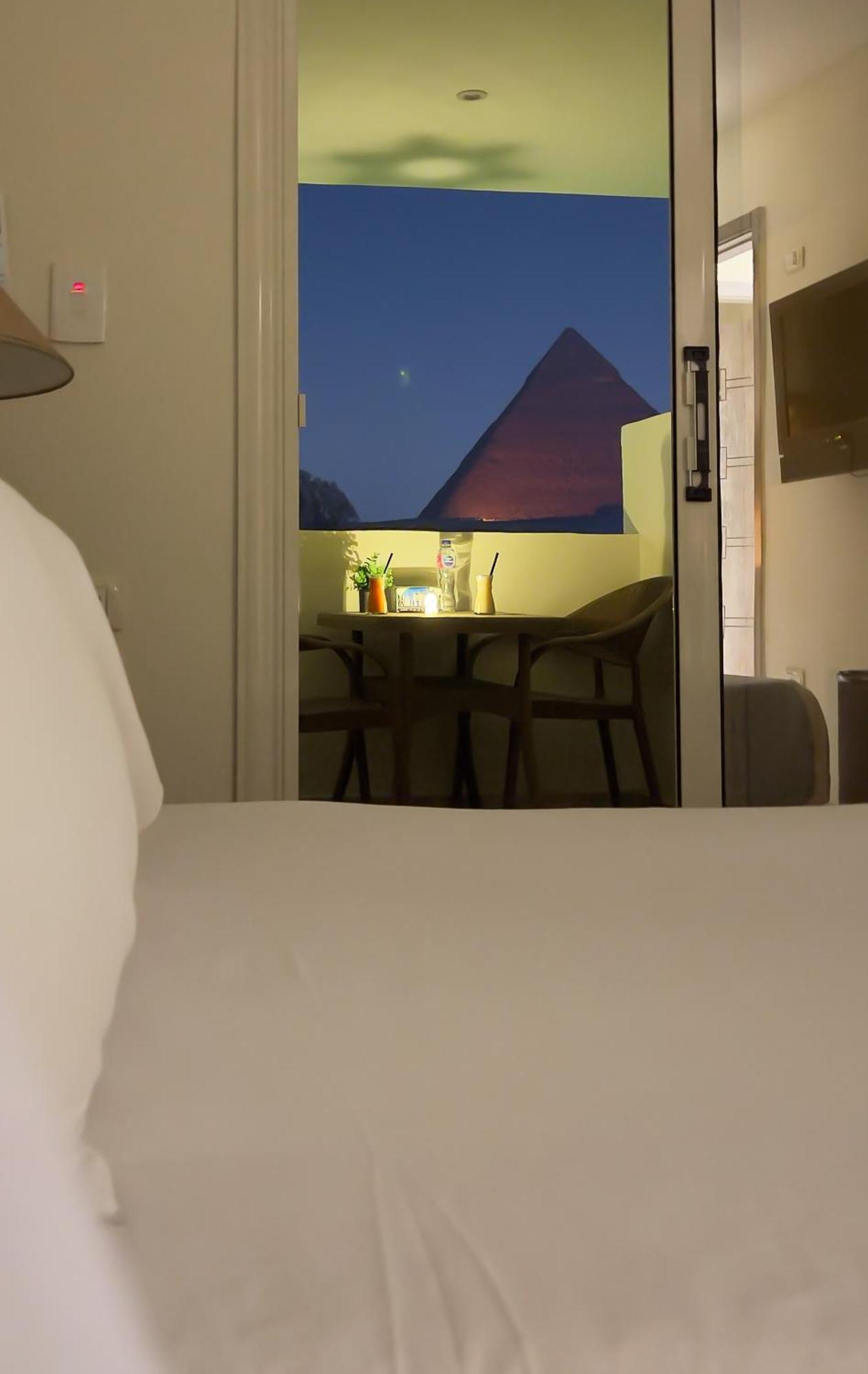 Pyramids Vista Inn Kafret el-Gabal Extérieur photo